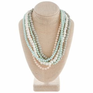 Wood and beaded necklace in multicolored mint